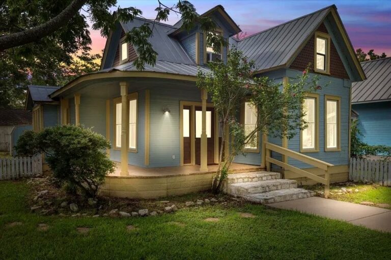 Smithville in Bastrop, TX
